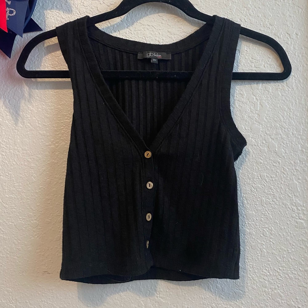 BLACK CROP TOP
